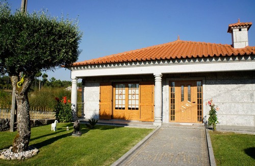 Celorico de Basto Maison | Casa da Quinta da Prelada Simão luxueuse, Piscine, Terrasse, Bbq, Aires de jeux