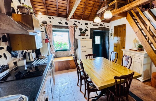 Angra do Heroismo Maison | Casa da Serreta 15 by PontaNegraAzores