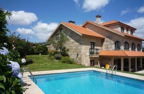 Ponteareas Maison | Casa das Pías