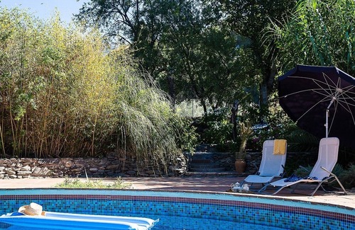 Orgiva Villa | Casa De Almendras - un Alpujrran Cortijo avec piscine, jardins et vue sur la montagne