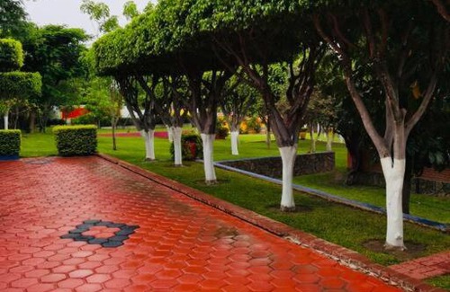 Acatlan Maison | Casa de campo “Las Bugambilias”.