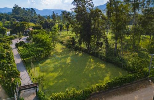 Caruru Maison | Casa de Campo no Caruru com açude e piscina