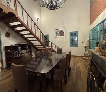 Tiquipaya Maison | Casa de Campo Santa Elena