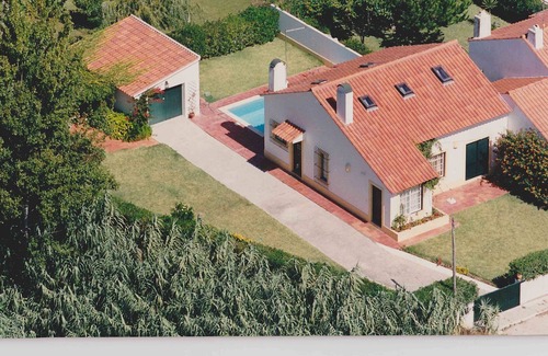 Colares Maison | Casa de Colares - Pool and Private Garden