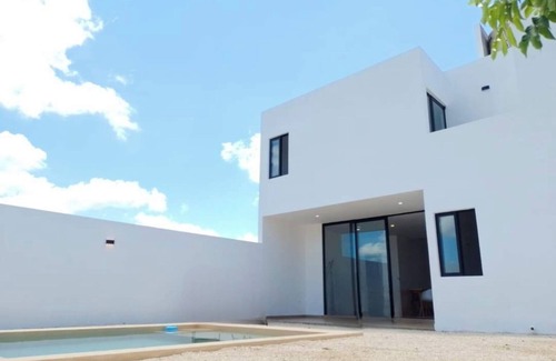 Merida Maison | Casa De Dios!!! Casa En la privada Camelia