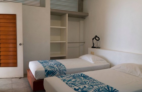 Las Playas Hôtel | Casa de la Luna in Acapulco