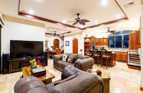 Playa Hermosa Maison | Casa De Los Sueos