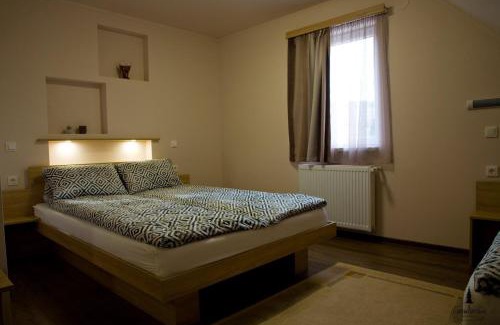 Pauleni-Ciuc Maison | Casa de oaspeți Csomortáni vendégház