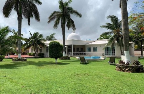 Alfredo V. Bonfil Maison | Casa De Osho Amazing Big Private Luxury Villa-1