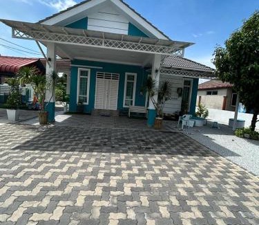 Kota Bharu Maison | Casa De Rose KUBANG KERIAN