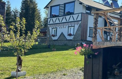 Piatra Fantanele Maison | Casa de vacanță Hera - Pasul Tihuța - Un colțișor de rai