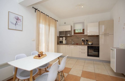 Ripenda Verbanci Maison | Family Country House with Pool - Casa Deborah