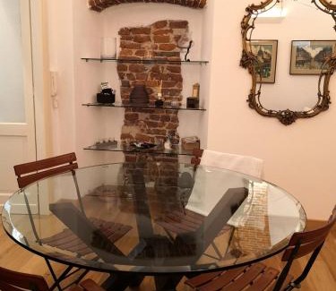 Centro Storico Appartement | Casa del Conte Massimiliano Roero