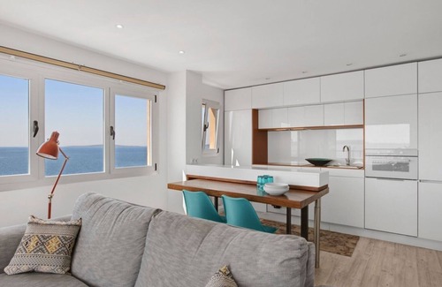 Can Pastilla Appartement | Casa del Escultor, wifi, parking, en primera línea