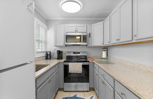 Laguna Beach Maison | CASA DEL MAR, Cozy couples getaway, a block to beach