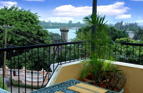 Zona Colonial Maison | Casa Del Sol est une maison de maître située au cœur de la zone coloniale.