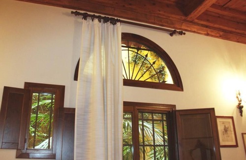 Santo Spirito Appartement | Casa del Vescovo Authentic 1600's apt with Stunning Garden and Rooftop