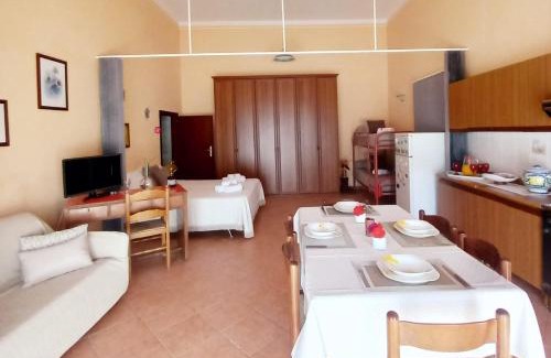 Raccuja Maison | Casa delle Tholos