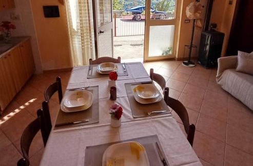Raccuja Maison | Casa delle Tholos