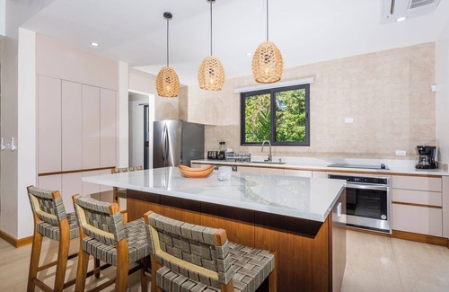 Los Pargos Maison | CASA DESTINO - PLAYA NEGRA'S NEWEST WITH ALL OF THE COMFORTS OF HOME!