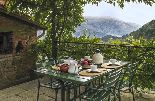 Pietrabuona Maison | Casa di Alfiero del Podere Cima di Zano - appartement pour 4 personnes