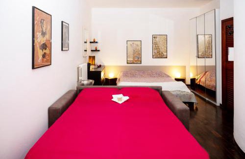 Ferrara Historic Centre Appartement | Casa di Flo - Medieval City Centre with WiFi & AC