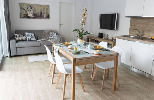 Torre del Lago Puccini Appartement | Appartement à Torre Del Lago Puccini avec 2 chambres à coucher, 6 couchages