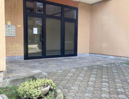 Milano Due Appartement | Casa di Laura mono e bilo di fronte Ospedale San Raffaele