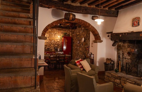 Pergine Valdarno Maison | Maison de vacances à Pergine Valdarno avec 3 chambres à coucher, 6 couchages