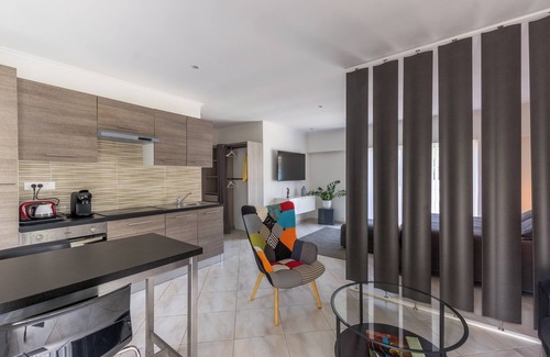 Sommieres Hôtel | Casa Dina