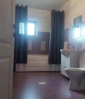 Campu lui Neag Cabine | CASA DINCA