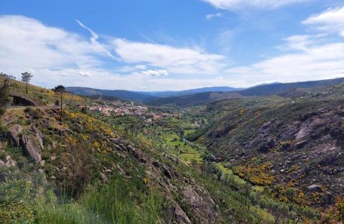 Covilha Maison | Casa do Fundo do Povo - Serra da Estrela