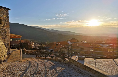 Linhares Maison | CASA DO PENEDO CASTLE HOUSE