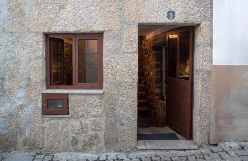 Belmonte Maison | Casa dos Poetas by AL Belmonte