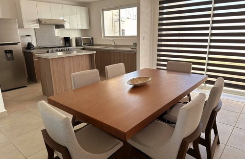 Boulevard Barra Vieja Maison | Casa Dream Diamante Acapulco C4C, with private beach club.