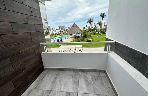 Boulevard Barra Vieja Maison | Casa Dream Diamante Acapulco C4C, with private beach club.