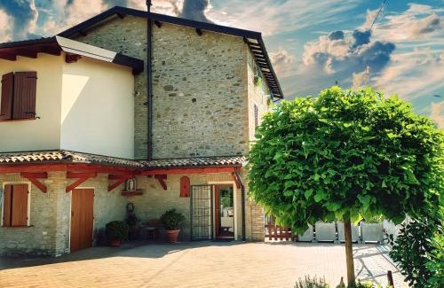 Marano sul Panaro Maison | Casa Due Marie Boutique stay near Bologna and Modena