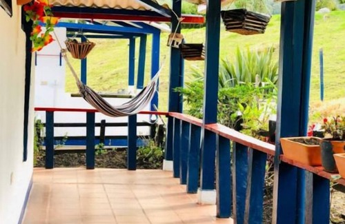 Pacho Maison | Casa ecoturistica con rio y vista a las montañas