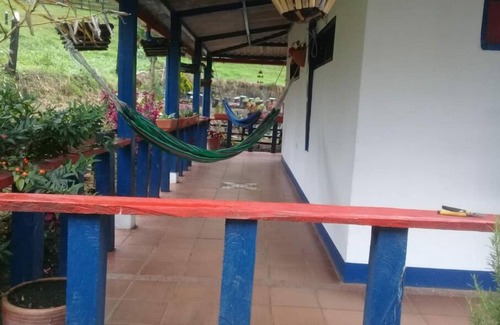 Pacho Maison | Casa ecoturistica con rio y vista a las montañas