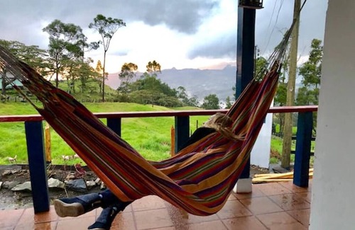 Pacho Maison | Casa ecoturistica con rio y vista a las montañas