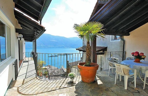 Ronco sopra Ascona Appartement | Casa Eduardo Apt.2 by Interhome