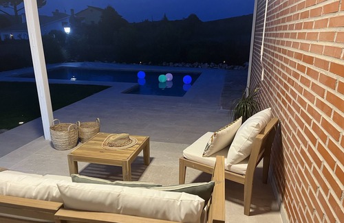 Pelayos de la Presa Chalet De Ski | Casa EN LA Naturaleza, Cerca Pantano DE SAN Juan, Ideal Para Darte UN Chapuzón