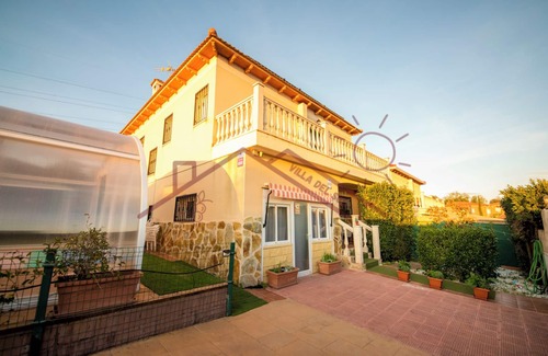Mentrida Maison | Casa en Mentrida con Piscina Climatizada y Vino con D.o., Admite Mascotas!