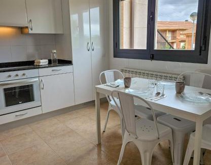 Urunuela Appartement | Casa Entre Viñas, jardin privado y piscina comun