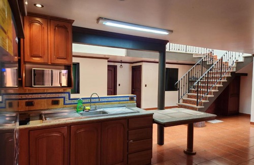 Carmen Maison | Casa Escondida Alajuela
