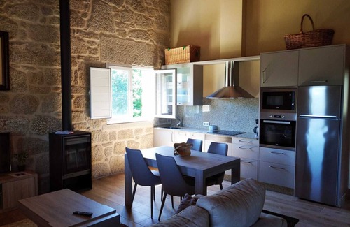 Ponte Caldelas Maison | CASA ESFARRAPADA