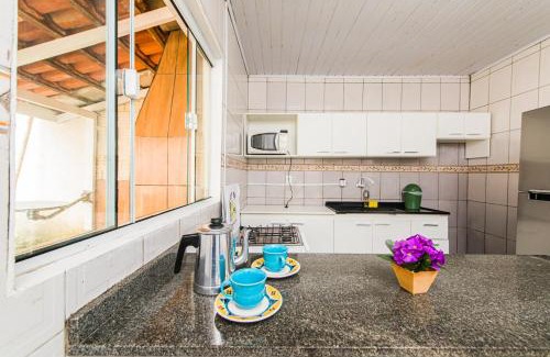 Palhoca Maison | Casa Espaçosa com quintal interno