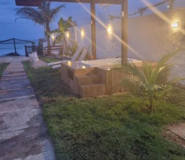 Luis Correia Maison | casa estrela mar praia de arrombado