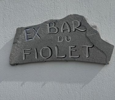 Fiou Appartement | Casa ex bar Fiolet