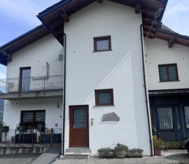 Fiou Appartement | Casa ex bar Fiolet